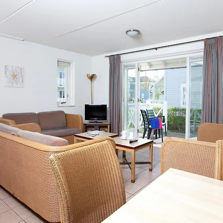 Comfortable 9 Km From Rockanje Villa Hellevoetsluis